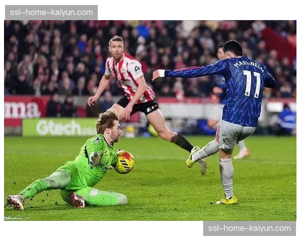 半场战报：布伦特福德1-0领先阿斯顿维拉，托尼点射破门